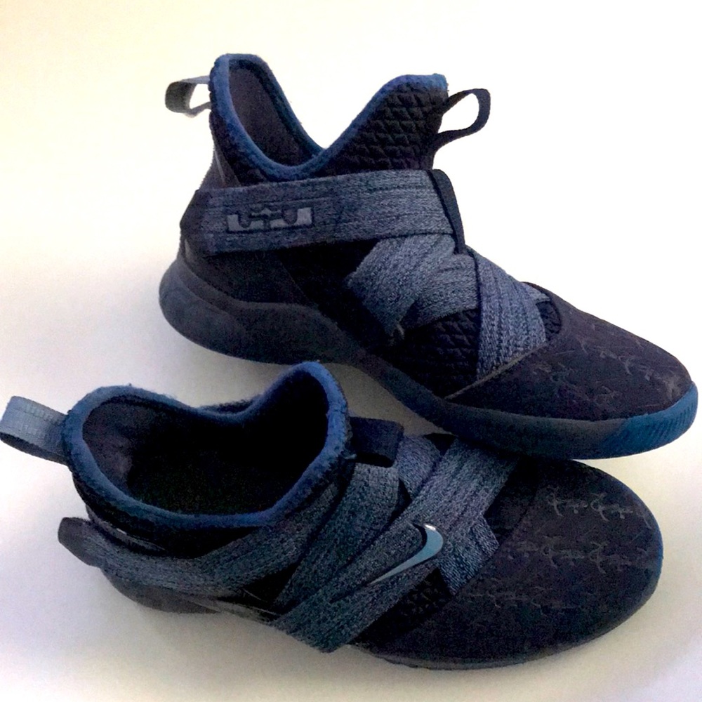 Lebron Soldier XII GS